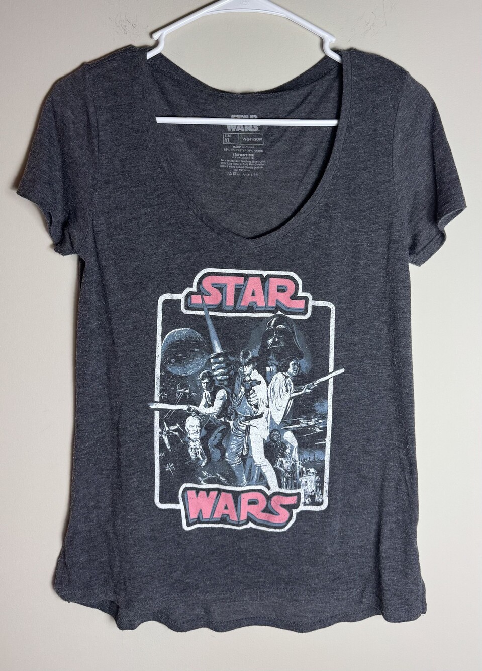 Star Wars Women's XL Dark Gray Polyester Rayon T-Shirt V-Neck Short Sleeve